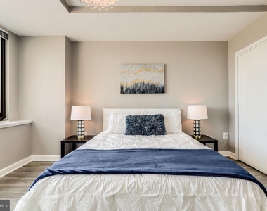 1011 Arlington Boulevard - Photo Thumbnail 16