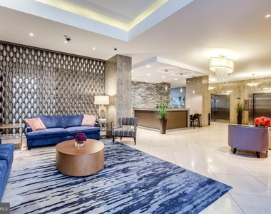 1011 Arlington Boulevard - Photo Thumbnail 7