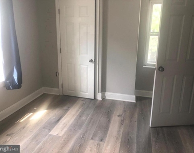 317 Reed Street - Photo Thumbnail 1