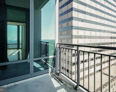 2101 Market Street - Photo Thumbnail 3