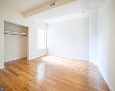 1830 N 16th Street - Photo Thumbnail 6