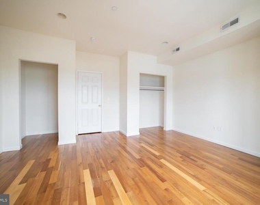 1830 N 16th Street - Photo Thumbnail 10
