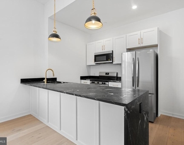 36 N Narberth Avenue - Photo Thumbnail 2