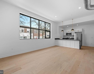 36 N Narberth Avenue - Photo Thumbnail 4