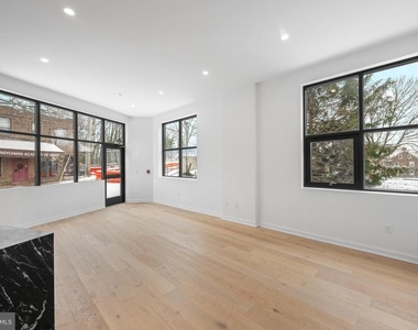 36 N Narberth Avenue - Photo Thumbnail 4
