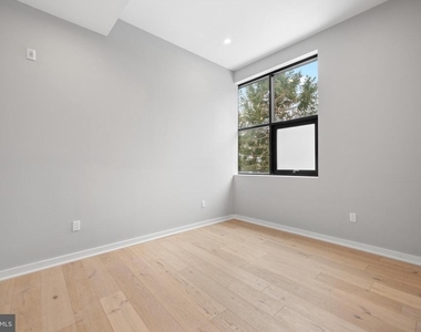 36 N Narberth Avenue - Photo Thumbnail 5