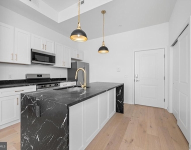 36 N Narberth Avenue - Photo Thumbnail 2