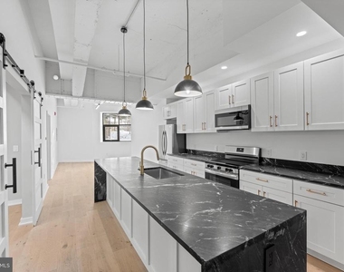 36 N Narberth Avenue - Photo Thumbnail 2