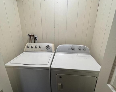 899 N 3rd Street - Photo Thumbnail 13
