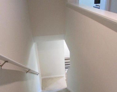 30155 Creekview Circle - Photo Thumbnail 16
