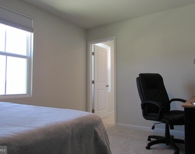 30155 Creekview Circle - Photo Thumbnail 31