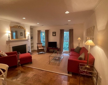 3221 Sutton Place Nw - Photo Thumbnail 1