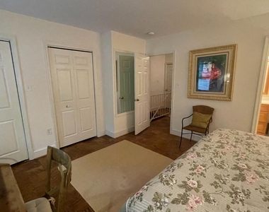 3221 Sutton Place Nw - Photo Thumbnail 13