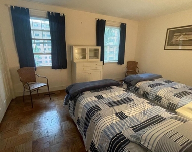 3221 Sutton Place Nw - Photo Thumbnail 18