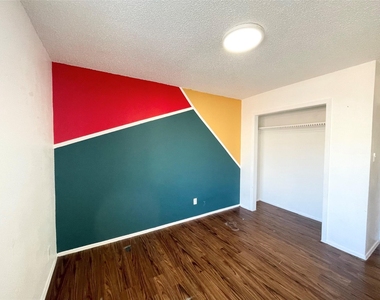 8208 Sam Rayburn Dr - Photo Thumbnail 8