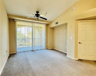 4105 Residence Drive - Photo Thumbnail 4