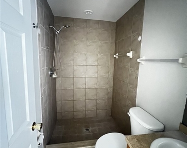 1019 Se 11th Street - Photo Thumbnail 8