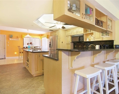 4010 Se 20th Place - Photo Thumbnail 12