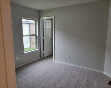 14930 Dane Ct - Photo Thumbnail 10