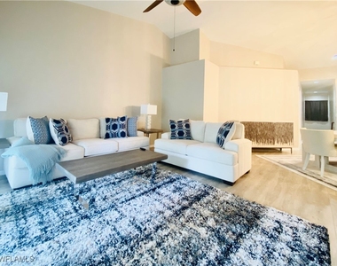 3745 Fieldstone Boulevard - Photo Thumbnail 2