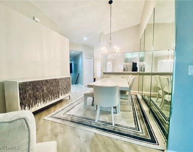 3745 Fieldstone Boulevard - Photo Thumbnail 3