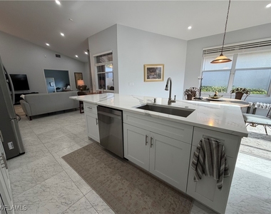 5950 Almaden Drive - Photo Thumbnail 6