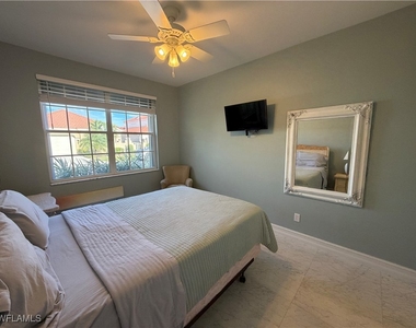 5950 Almaden Drive - Photo Thumbnail 30