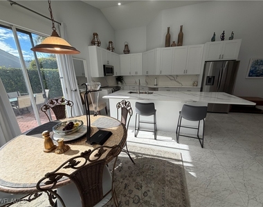 5950 Almaden Drive - Photo Thumbnail 10