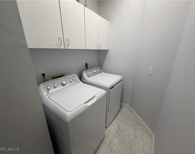 5950 Almaden Drive - Photo Thumbnail 35