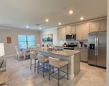 6189 Harmony Drive - Photo Thumbnail 11