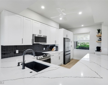 2740 Cypress Trace Circle - Photo Thumbnail 3