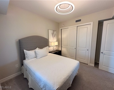 163 Indies Drive E - Photo Thumbnail 32