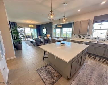 163 Indies Drive E - Photo Thumbnail 2