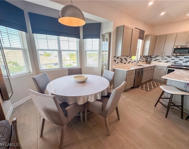 163 Indies Drive E - Photo Thumbnail 8