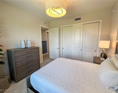 163 Indies Drive E - Photo Thumbnail 37