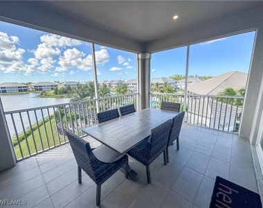 163 Indies Drive E - Photo Thumbnail 14