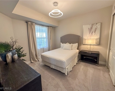 163 Indies Drive E - Photo Thumbnail 30