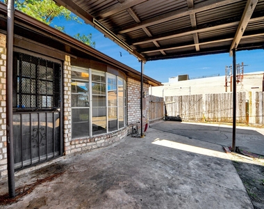 8011 La Roche Lane - Photo Thumbnail 43
