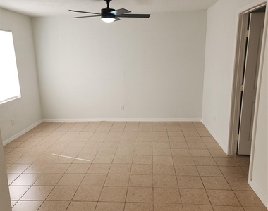 14033 Garber Lane - Photo Thumbnail 9