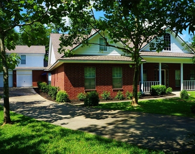 2429 Chantilly Lane - Photo Thumbnail 1