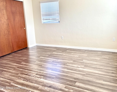 19 Orange Avenue - Photo Thumbnail 14