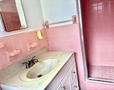 19 Orange Avenue - Photo Thumbnail 17