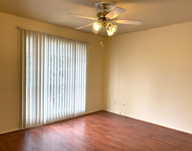 7831 Fuqua Street - Photo Thumbnail 3