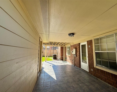 5722 Fort Sumter Lane - Photo Thumbnail 20
