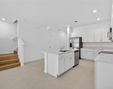 3346 Lapis Lake Dr - Photo Thumbnail 4