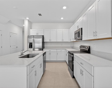 3346 Lapis Lake Dr - Photo Thumbnail 5