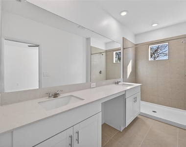 3346 Lapis Lake Dr - Photo Thumbnail 9