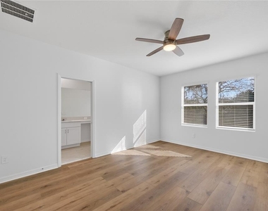 3346 Lapis Lake Dr - Photo Thumbnail 8