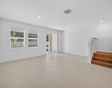 3346 Lapis Lake Dr - Photo Thumbnail 6