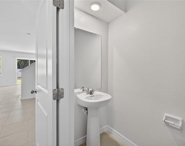 3346 Lapis Lake Dr - Photo Thumbnail 18